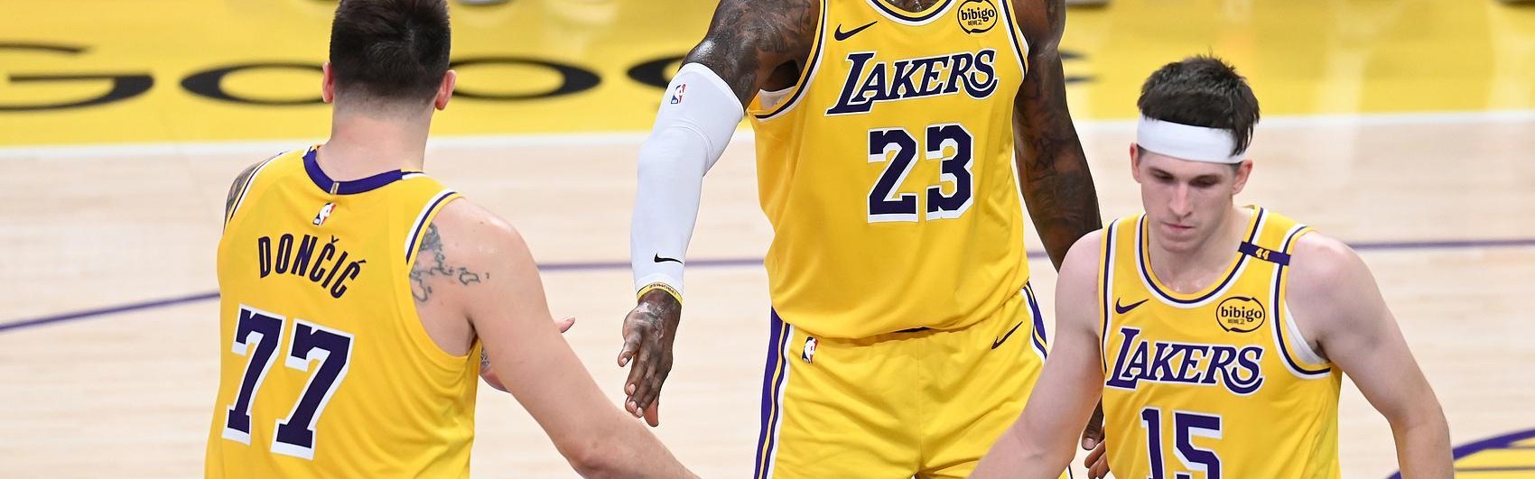 老詹不离开湖人？队记详解：商业因素&amp;amp;无更好选择&amp;amp;声明反响有限