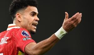 法尔克：拜仁已向路易斯-迪亚斯报价，他们也在关注拉什福德